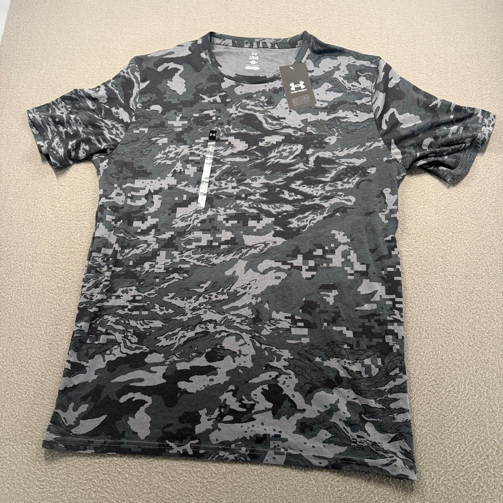 Under Armour ABC Camo SS Shirt Mens Size Large Grey Black Athletic 1357727
